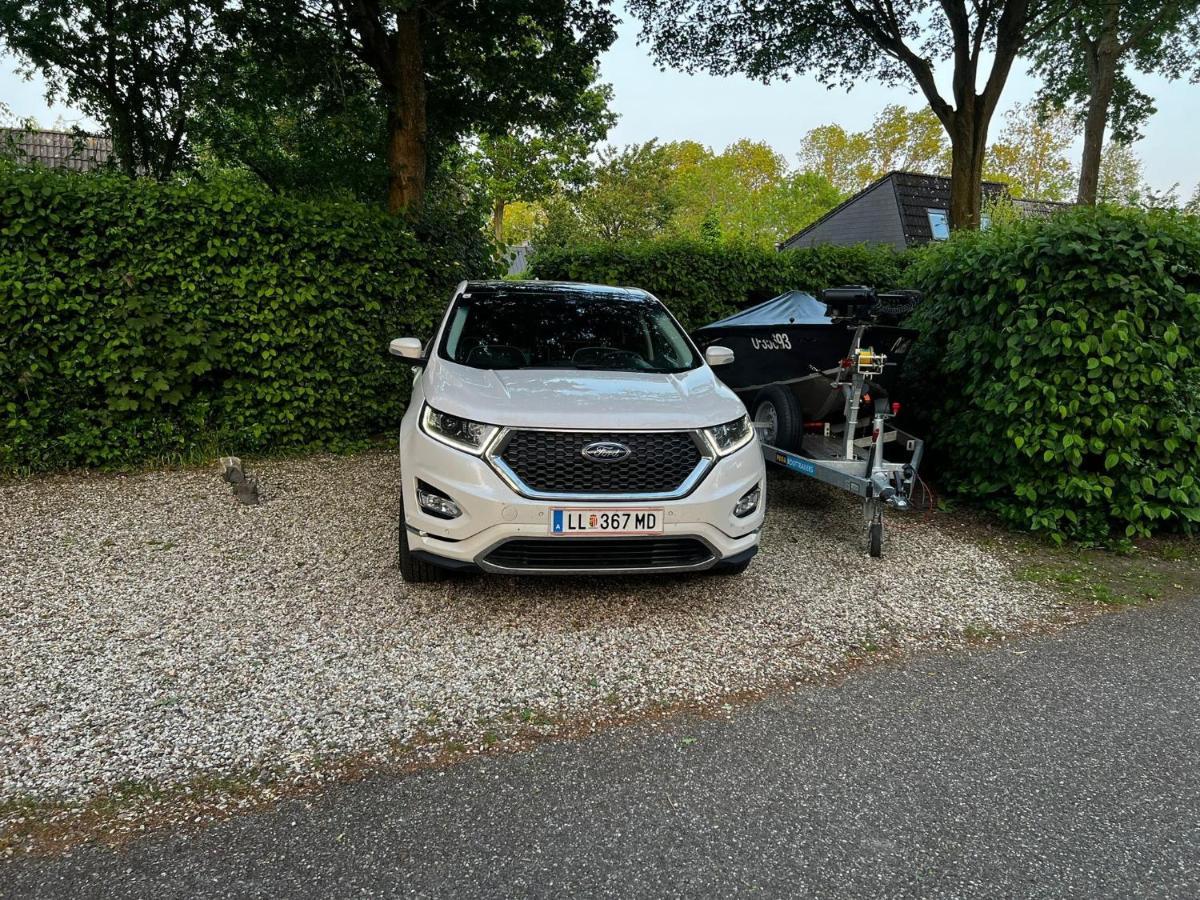 Oude-Tonge Holiday House Near Fishing Waters Extérieur photo